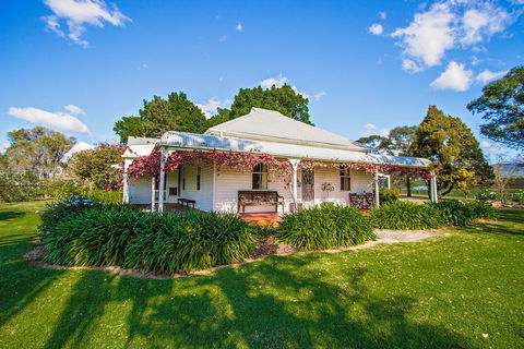 Cockfighters Ghost Vineyard Accommodation - C Tourism 2