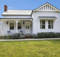 Collins Cottage - C Tourism