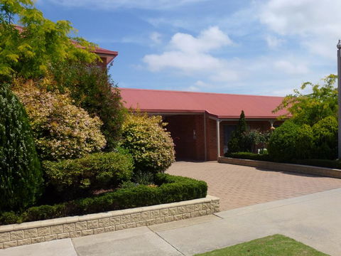 Colonial Motor Inn Bairnsdale Golden Chain Property - C Tourism 2