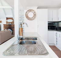 Combined Kingsley Beach House - C Tourism