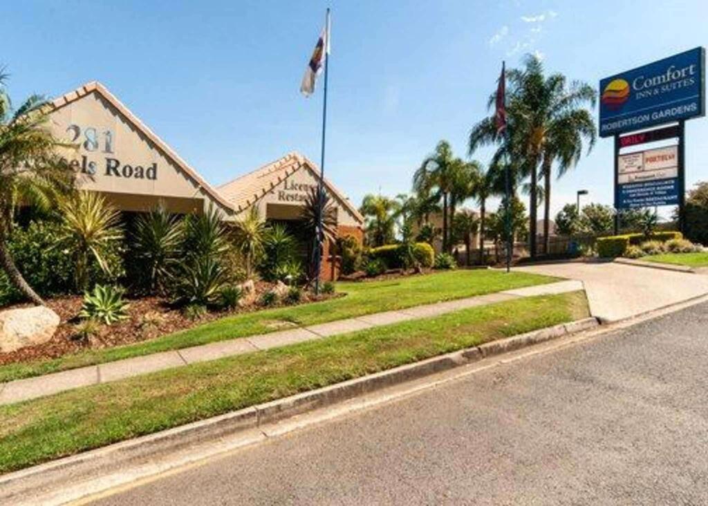 Nathan QLD C Tourism