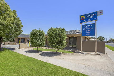 Comfort Inn May Park - C Tourism 0