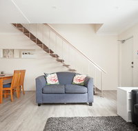 Comfy  Convenient  Homebush West 300 steps train - C Tourism