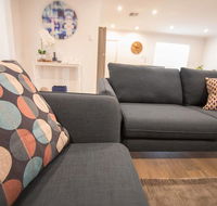 Contemporary Esprit with river reserve access - C Tourism