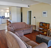 Cooinda 17 Dulconghi Street - C Tourism