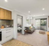 cool quiet modern secure walking distance to Perth and landmarks - C Tourism