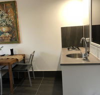 Coonawarra Cabins Unit A - C Tourism
