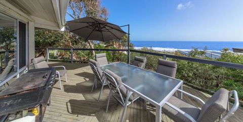 Coorumbene - 8 Scenic Way - C Tourism 3