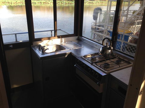 Corroboree Houseboats - C Tourism 2