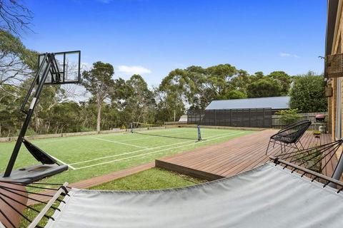 CORYMBIA - MOUNT MARTHA - C Tourism 3
