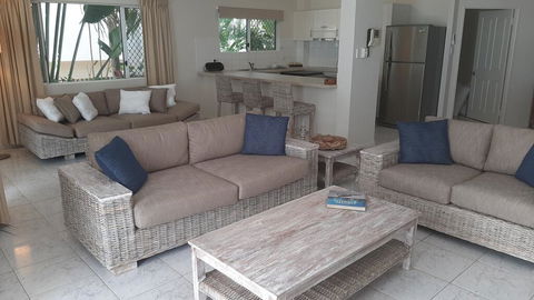 Costa Royale Trinity Beach - C Tourism 3