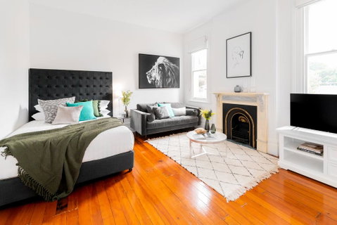 Cosy Nook In Inner-city Victorian Mansion - C Tourism 1