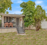 Cosy Neat and Convenient Holiday House - C Tourism