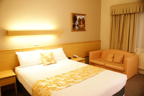 Country Lodge Motor Inn - C Tourism 2