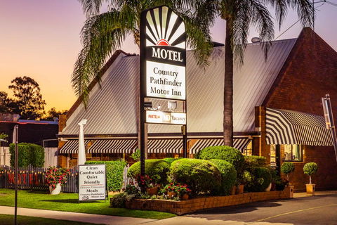Country Pathfinder Motor Inn - C Tourism 0
