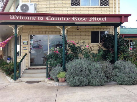 Country Rose Motel Warwick - C Tourism 1
