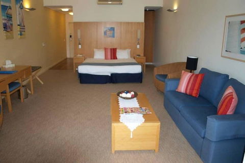 Couran Cove Resorts Waterfront Stradbroke Island Studios - Private Serviced Apartments - C Tourism 2