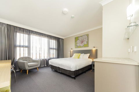 Cowra Services Club Motel - C Tourism 0