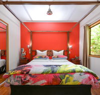 Crater Lakes Rainforest Cottages - C Tourism
