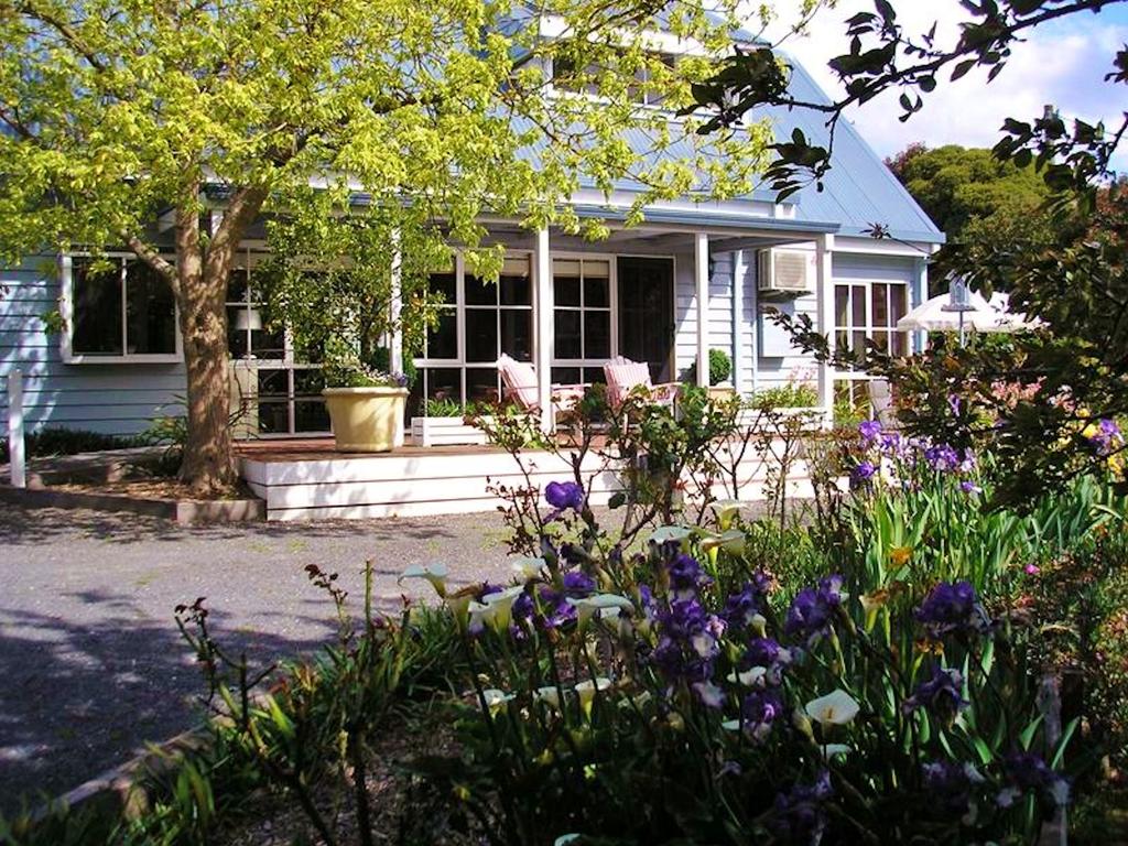 Mount Toolebewong VIC C Tourism