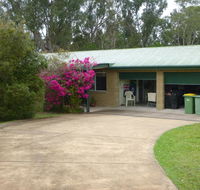 dad  alice's place - C Tourism