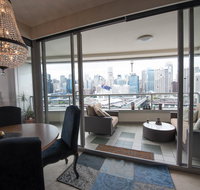 Darling Harbour Getaway - C Tourism