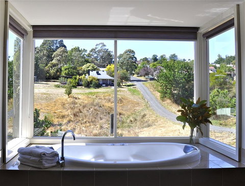 Daylesford Spa Villa One - C Tourism 2