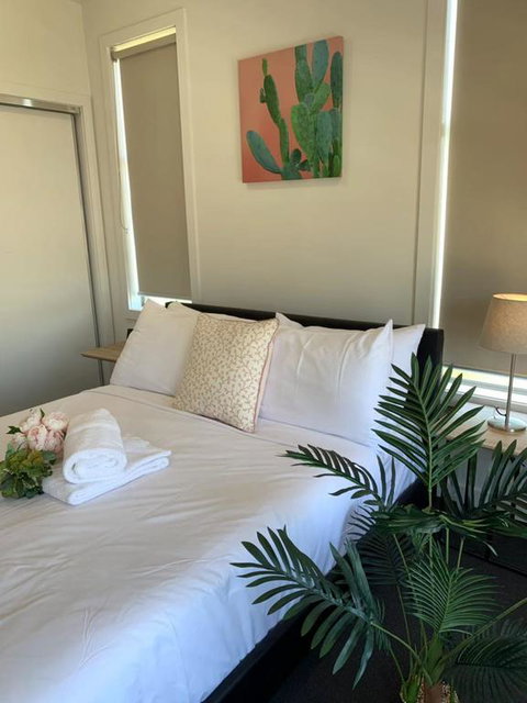Delicate And Peaceful Bundoora Townhouse 12-R3 - C Tourism 3