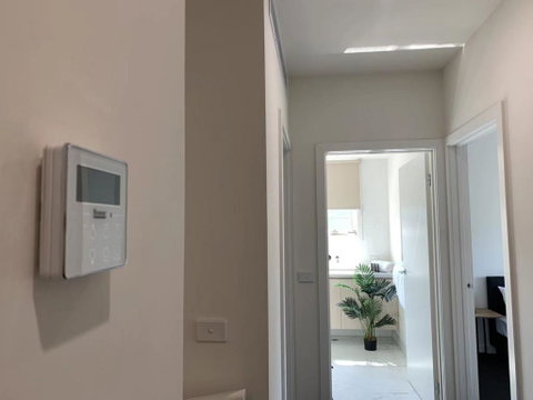 Delicate And Peaceful Bundoora Townhouse 20-R1 - C Tourism 0