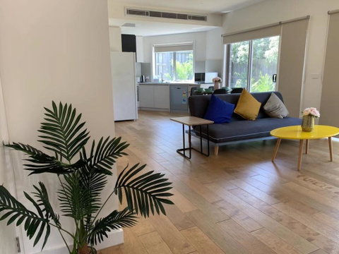 Delicate And Peaceful Bundoora Townhouse 20-R3 - C Tourism 0