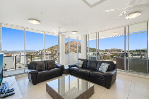 Direct Hotels - Dalgety Apartments - C Tourism 3