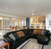 Dolphin 3 Bedroom House by Shoalwater Executive Homes - C Tourism