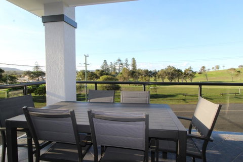 Dolphin Court 1, 1 Gowing Street - C Tourism 3