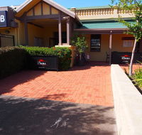 Dongara Hotel Motel - C Tourism