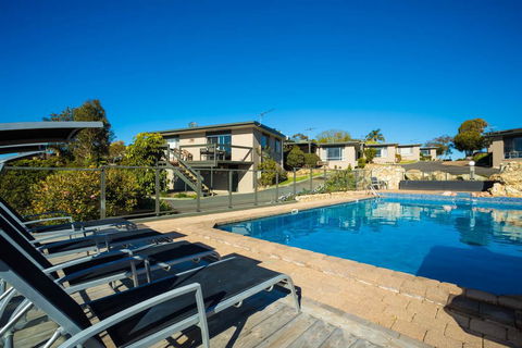 Eagle Heights Holiday Units - C Tourism 0
