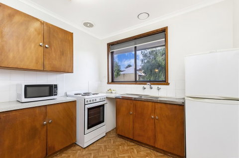 Eastern Beach Units #6 - C Tourism 3