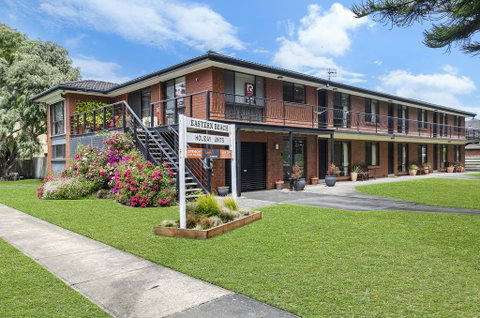 Eastern Beach Units #6 - C Tourism 0