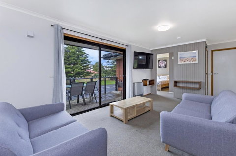 Eastern Beach Units #7 - C Tourism 3