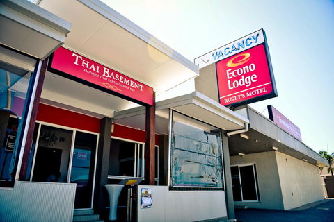 Econo Lodge Rusty's - C Tourism 1