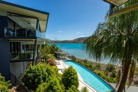 Edge Apartments - C Tourism 0