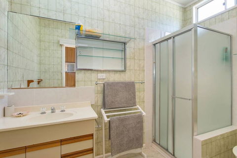 EIGHTY STEPS - Walk To The Ocean Edge - C Tourism 1