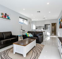 Ella House Adelaide - C Tourism