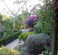 Eltham South Lodge - C Tourism