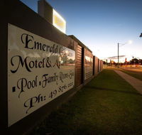 Emerald Gardens Motel  Apartments - C Tourism