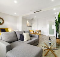 Enjoy bayside life at stylish studio close to city - C Tourism
