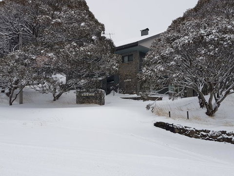 Eremo Lodge 1 - C Tourism 0