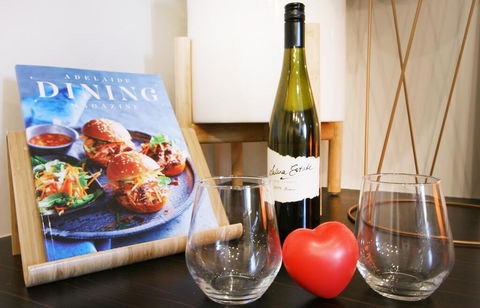 EROS City Fringe - Wifi, Wine, Netflix, Pets OK And Park Views! - C Tourism 2