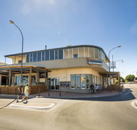 Esplanade Hotel Adelaide - C Tourism