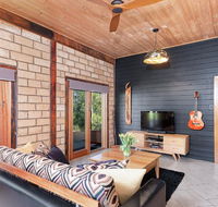 Falls River Luxury Accommodation - C Tourism