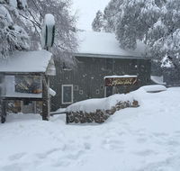 Feathertop Alpine Lodge - C Tourism